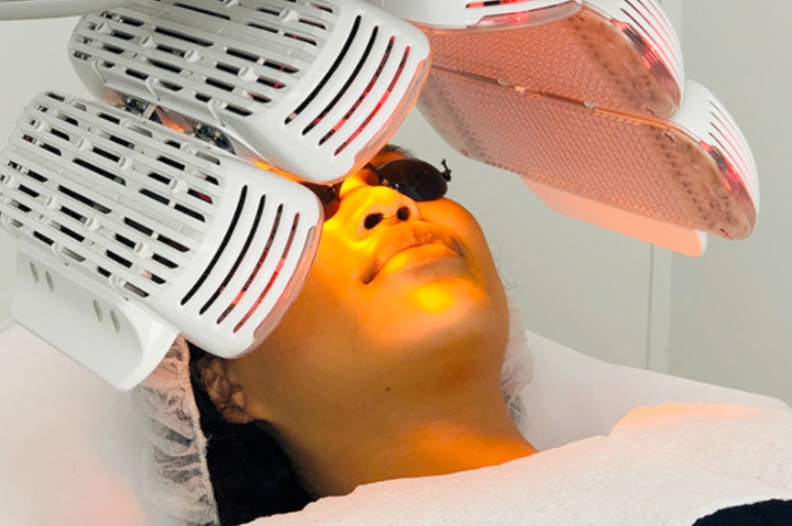 drtass_hair_page_heroImage_LEDHEALITE microdermabrasion melbourne